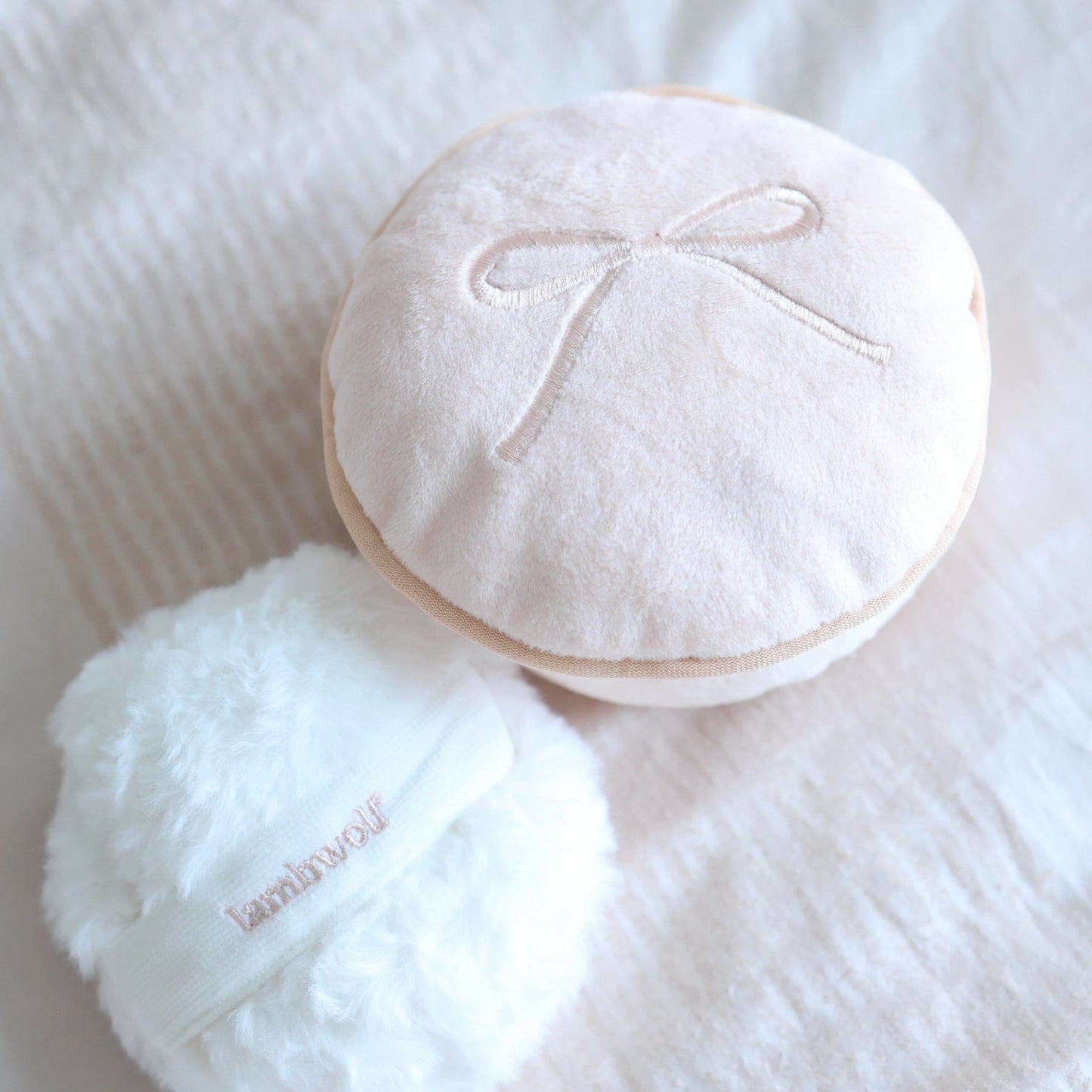 Blush Enrichment Toy